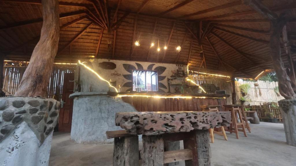 Eco Trekking Lodge, Bar & Jungle Tour'S Bukit Lawang Eksteriør bilde