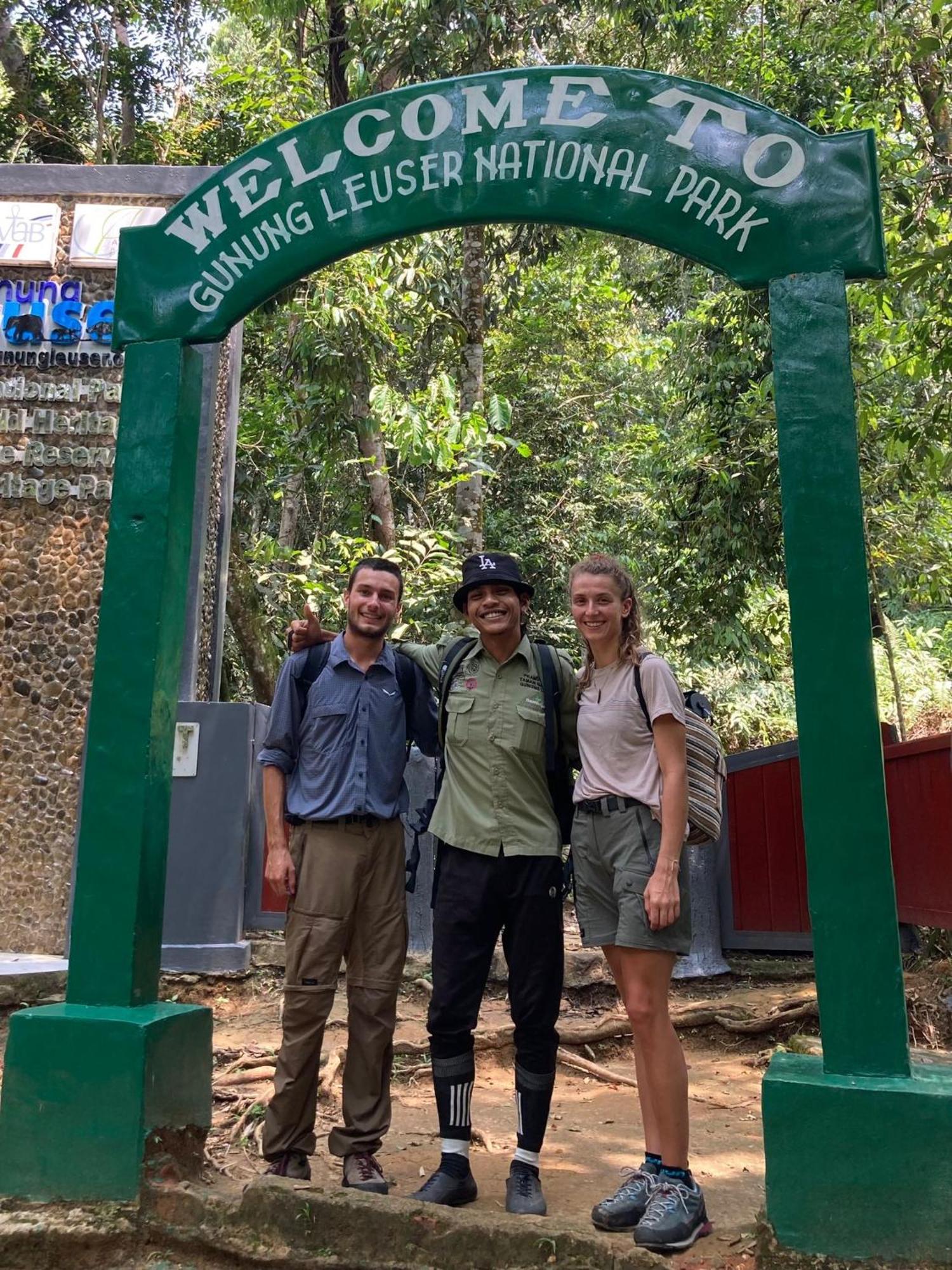Eco Trekking Lodge, Bar & Jungle Tour'S Bukit Lawang Eksteriør bilde