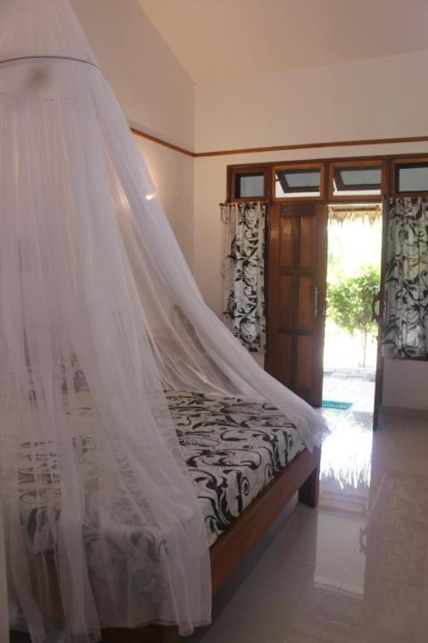 Eco Trekking Lodge, Bar & Jungle Tour'S Bukit Lawang Eksteriør bilde