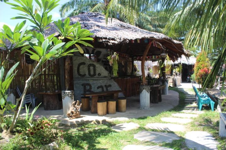 Eco Trekking Lodge, Bar & Jungle Tour'S Bukit Lawang Eksteriør bilde