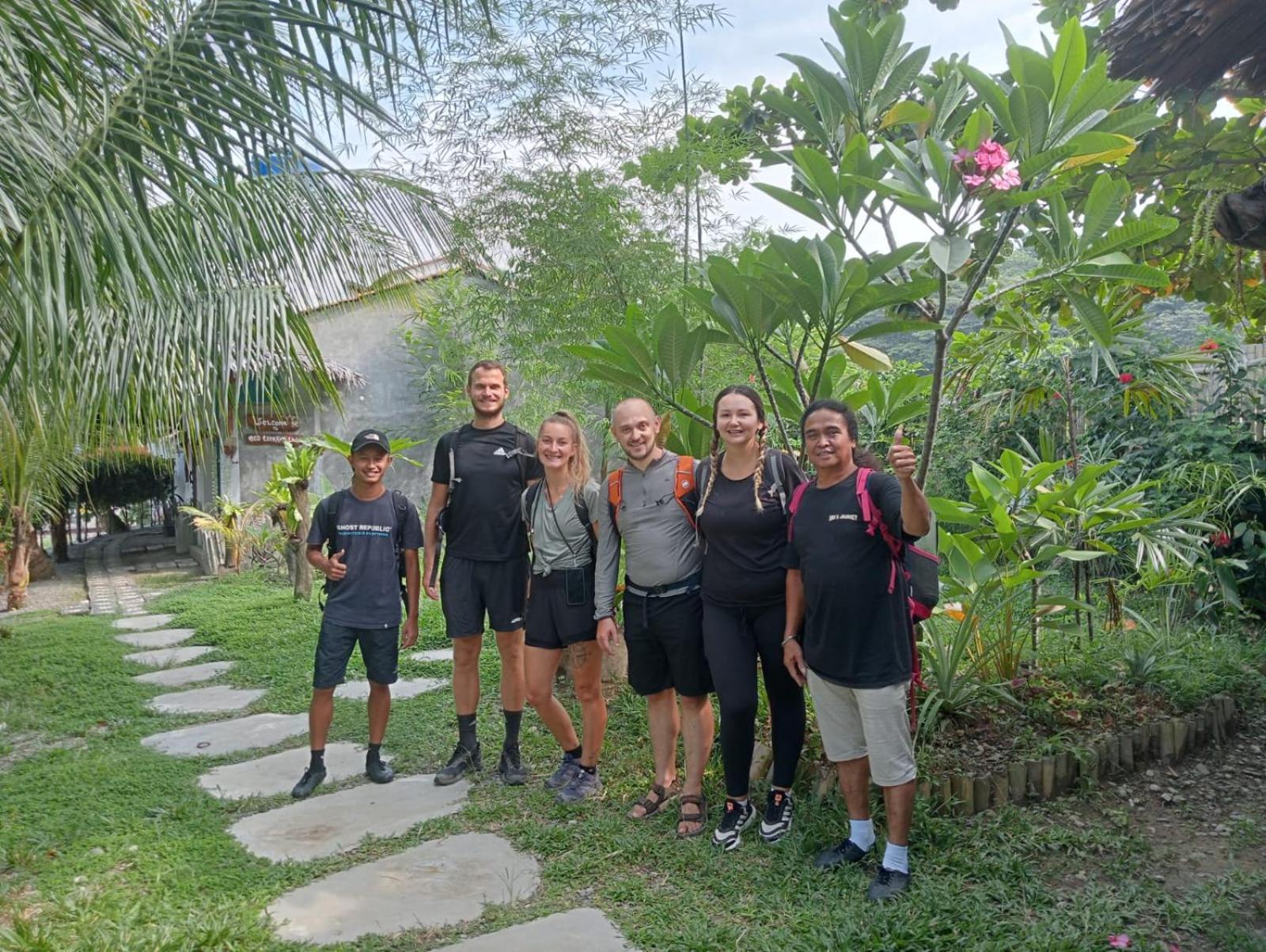 Eco Trekking Lodge, Bar & Jungle Tour'S Bukit Lawang Eksteriør bilde